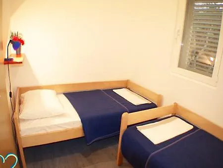 Apartment Apartman Podvrske Beach 4+1 Id 542